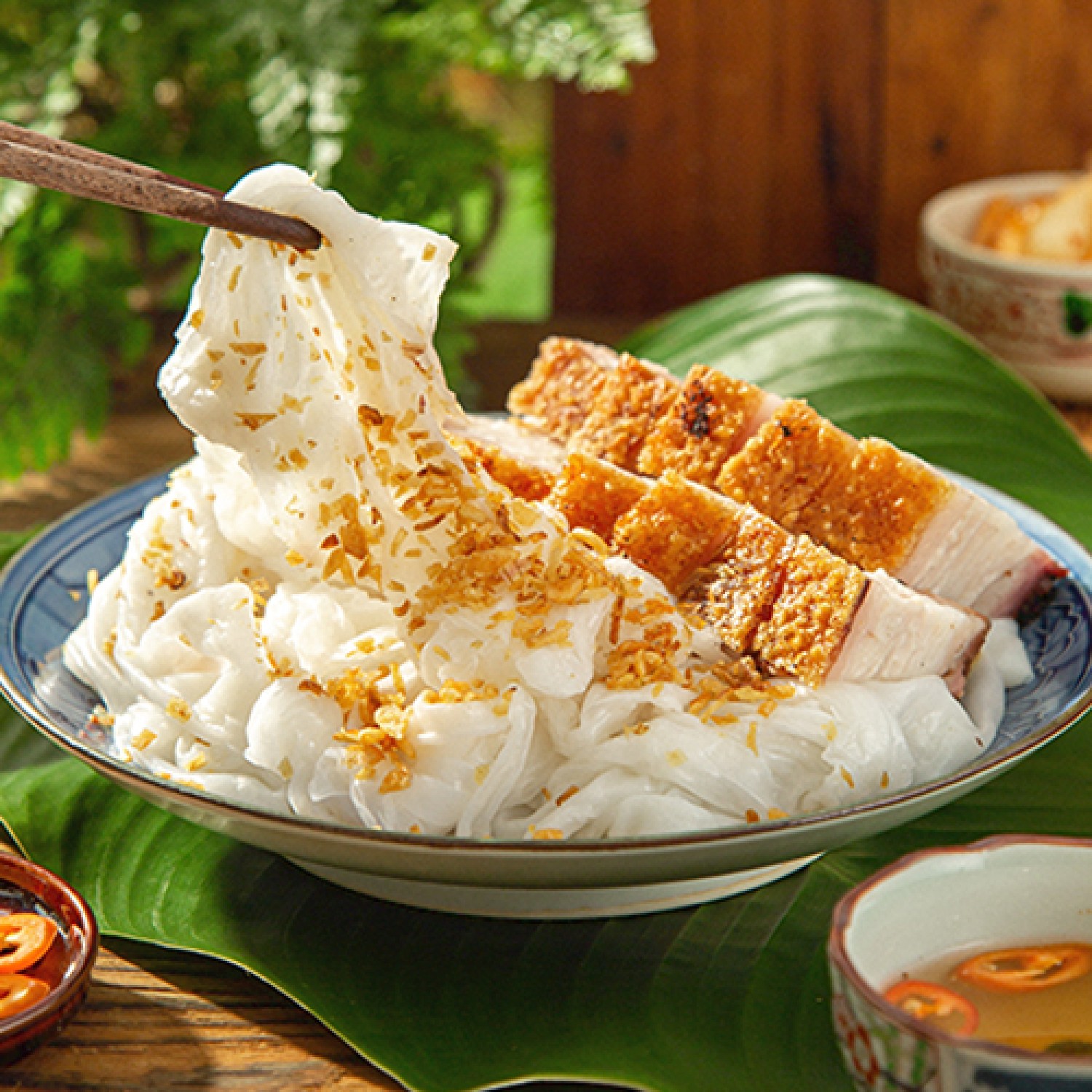 Set bánh cuốn thịt quay nhỏ